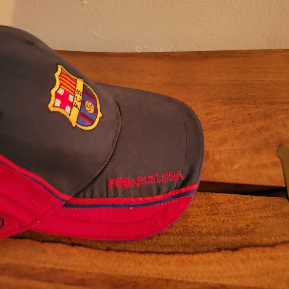 FC Barcelona red and dark gray/black adjustable hat - Picture 5 of 8